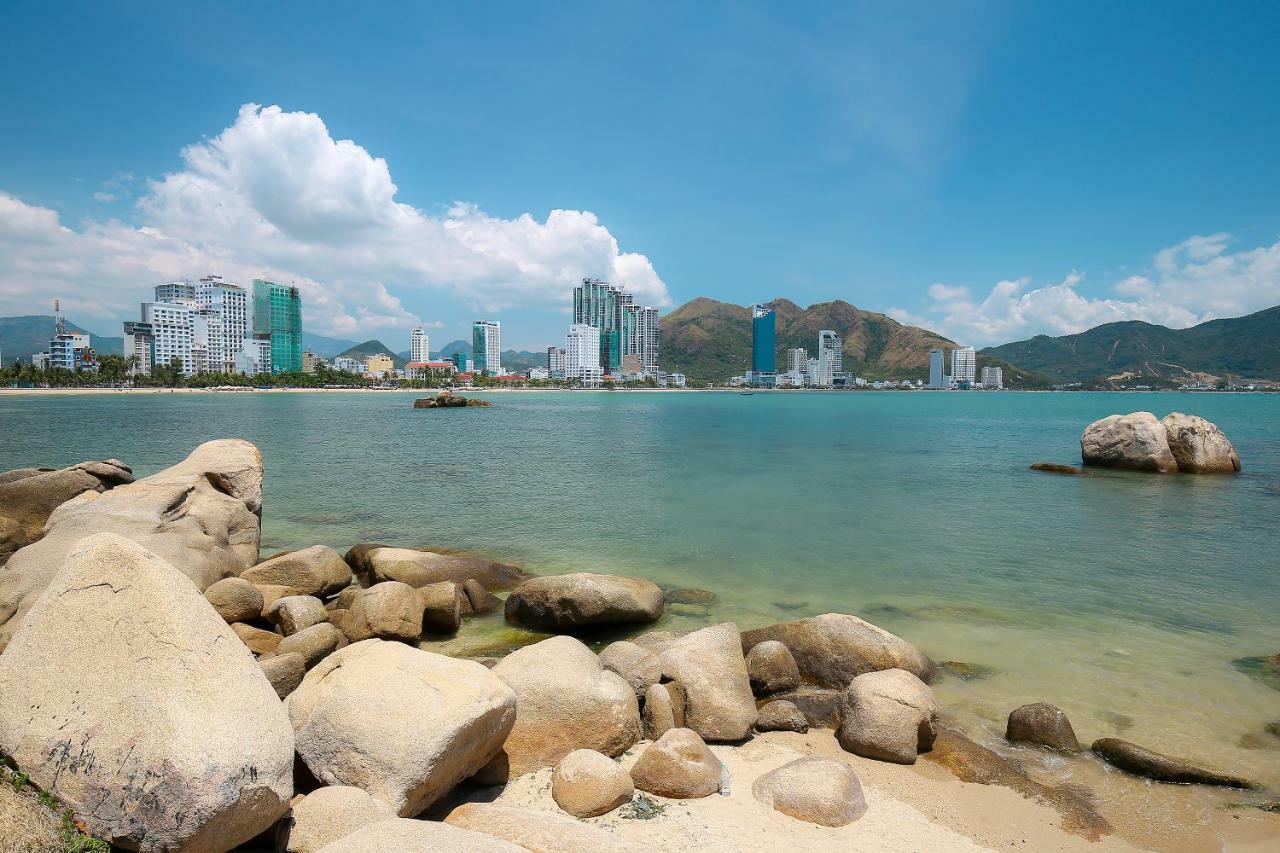 Gis Hotel Nha Trang & Motorbike Rental Kültér fotó
