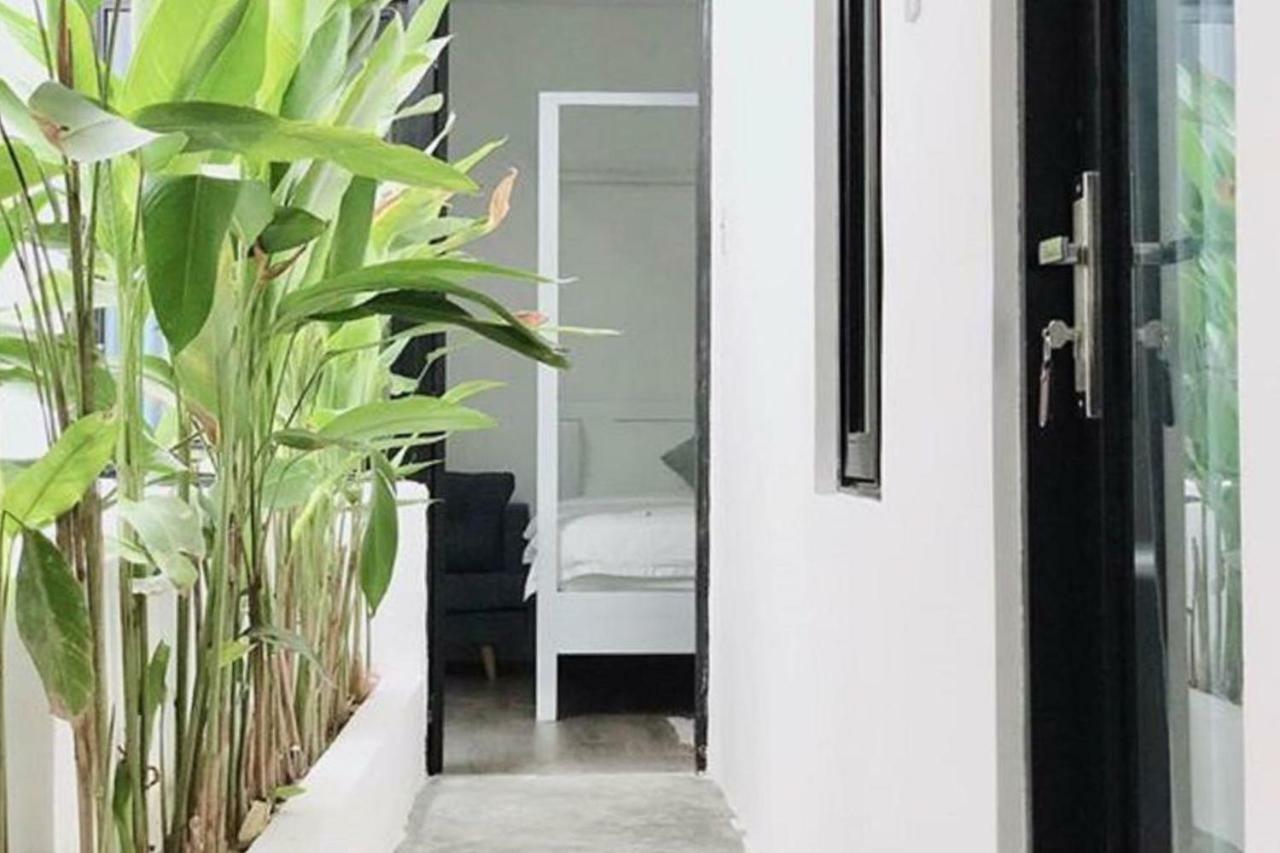 Gis Hotel Nha Trang & Motorbike Rental Kültér fotó